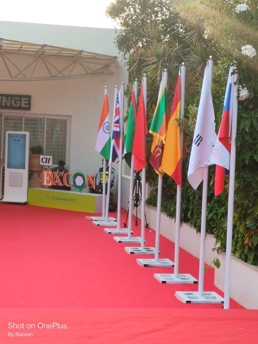 Hoisting Flags manufacturing company Bengaluru MU2 Creations